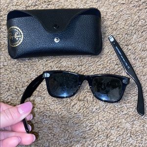 Rayburn Wayfarer sunglasses